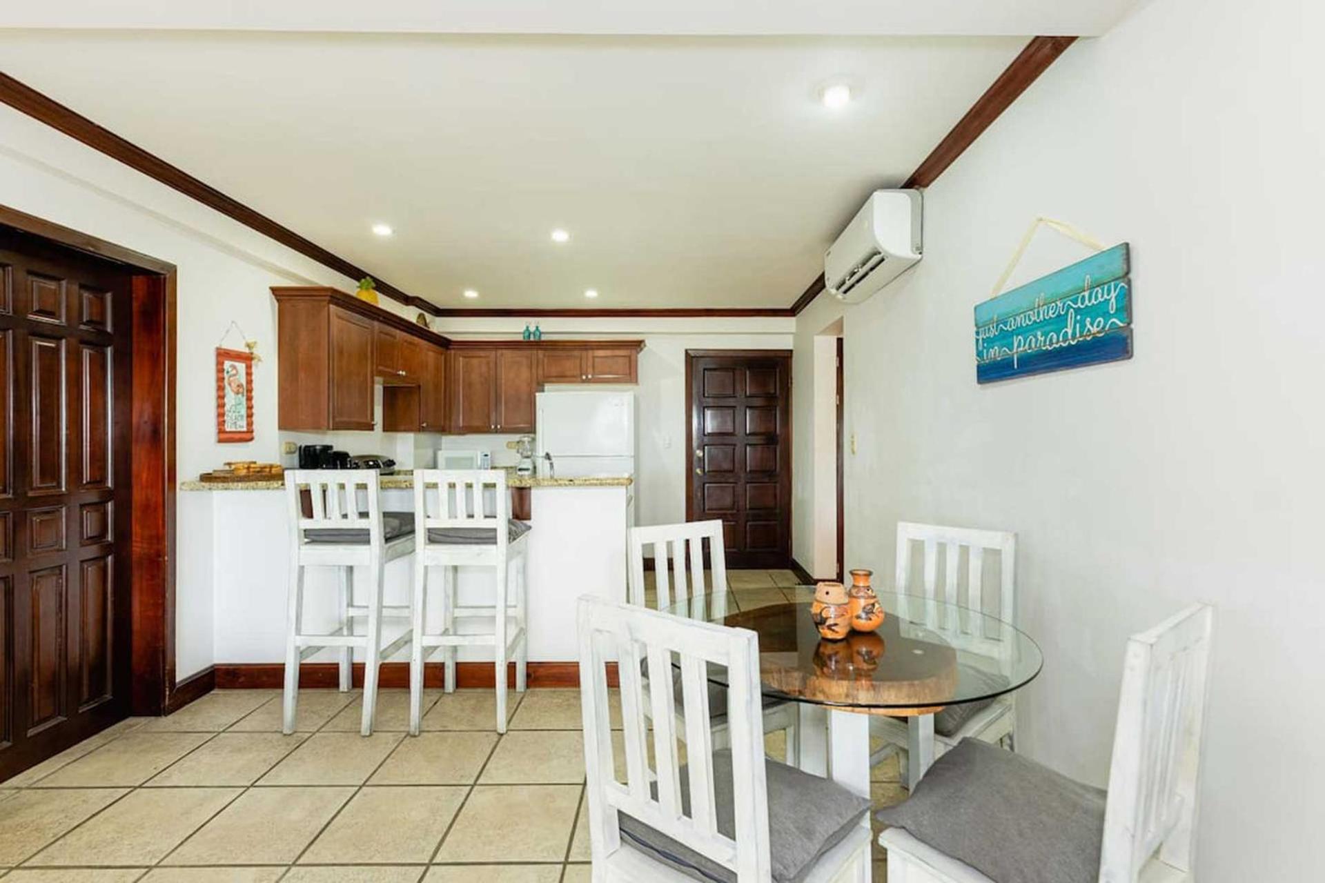 플라야 플라밍고 Newly Remodeled Unit In Flamingo With Sweeping Ocean Views From Big Terrace 빌라 외부 사진